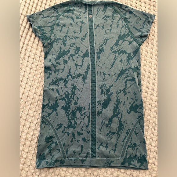 Lululemon Athletica- Green Camo Swiftly Tee - Picture 2 of 4